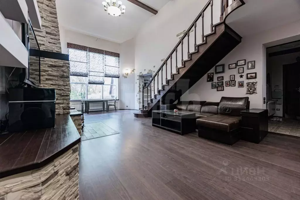 Дом в Калужская область, Малоярославец Набережная ул., 16 (231 м) - Фото 2