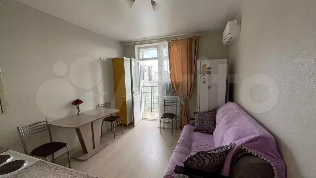 1-к. квартира, 40 м, 9/14 эт. - Фото 0