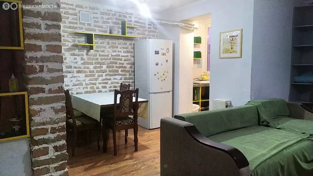 2-комнатная квартира: Баксан, Эльбрусская улица, 13 (50.2 м) - Фото 0