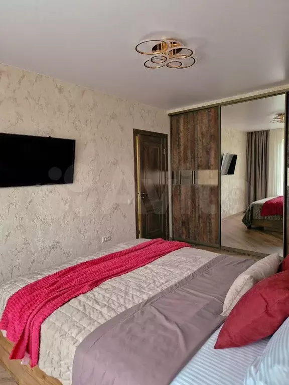 2-к. квартира, 56 м, 4/9 эт. - Фото 1