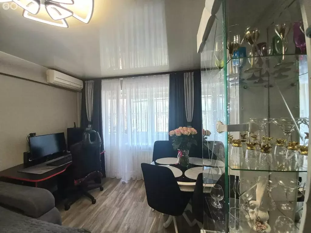 3-комнатная квартира: Благовещенск, Зейская улица, 88 (57 м) - Фото 0