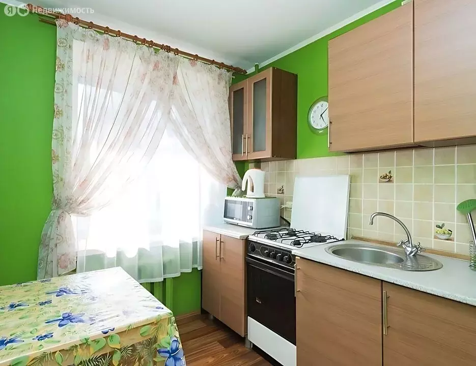 1-комнатная квартира: посёлок Исеть, Заводская улица, 2 (35 м) - Фото 1