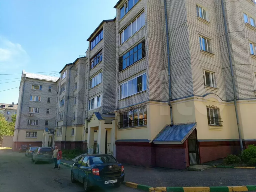 1-к. квартира, 52 м, 2/5 эт. - Фото 0