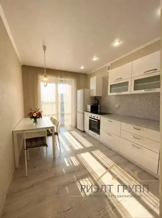 2-к кв. Татарстан, Казань ул. Фикрята Табеева, 1 (54.0 м) - Фото 1