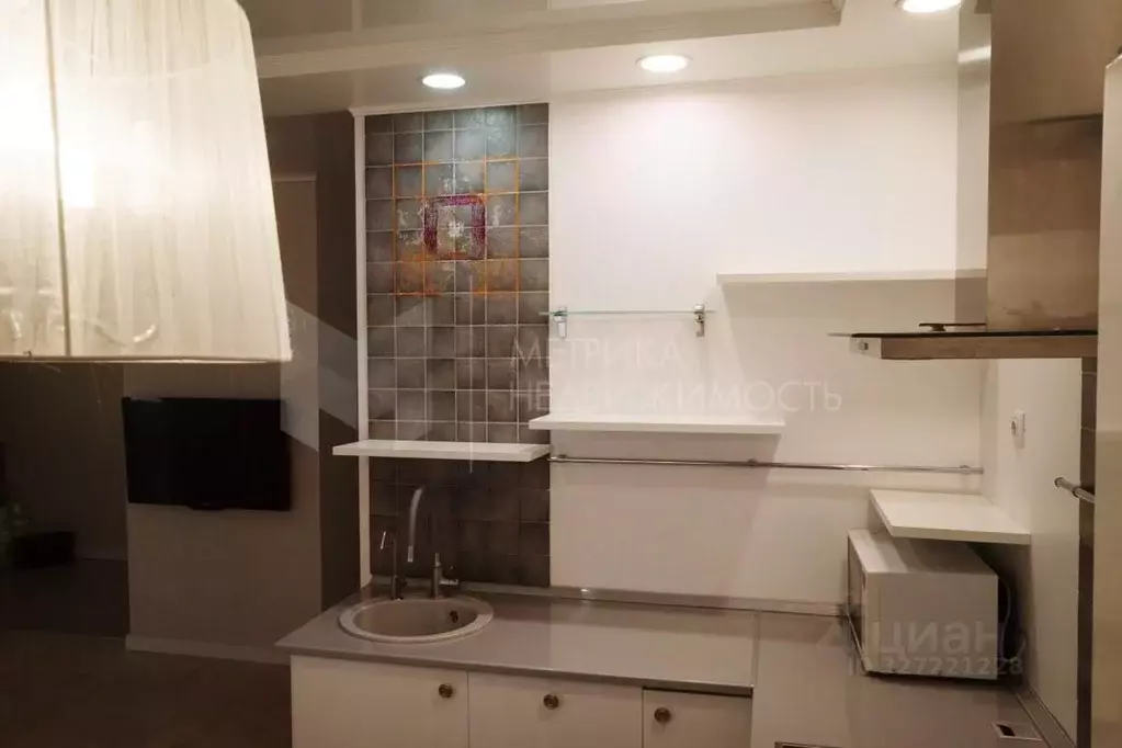 2-к кв. Тюменская область, Тюмень ул. Восстания, 19к1 (62.8 м) - Фото 1