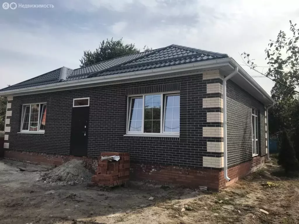 Дом в Ростов-на-Дону, улица Оганова (120 м) - Фото 1