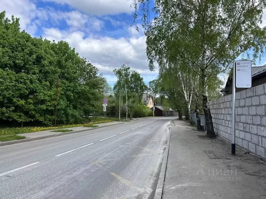 Участок в Москва д. Жуковка, 4/2 (11.0 сот.) - Фото 1