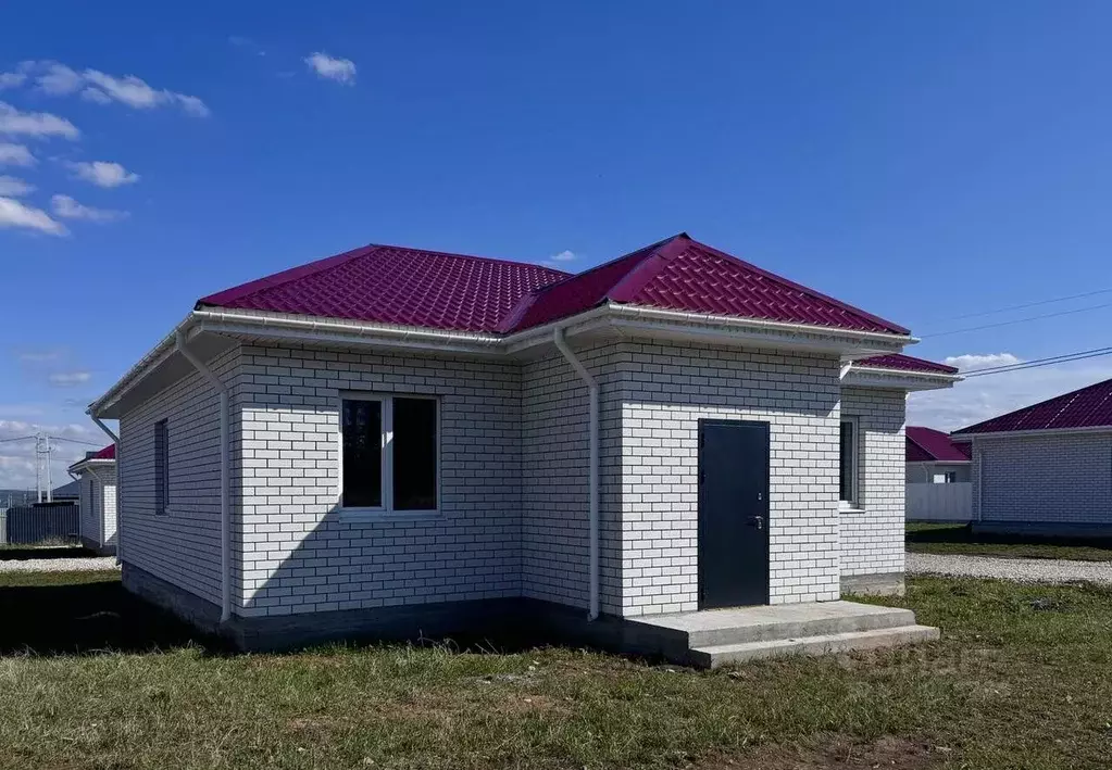 Дом в Свердловская область, Белоярский муниципальный округ, пос. ... - Фото 0