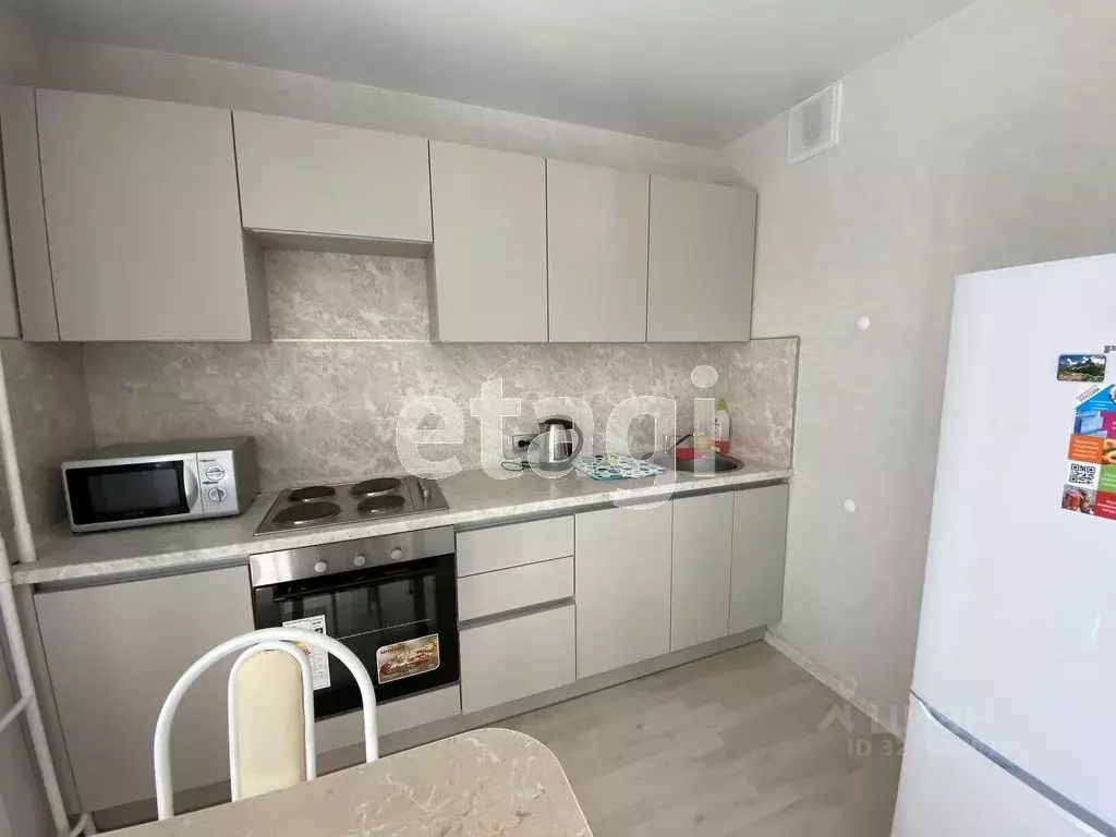 1-к кв. Татарстан, Казань просп. Альберта Камалеева, 32 (32.0 м) - Фото 1