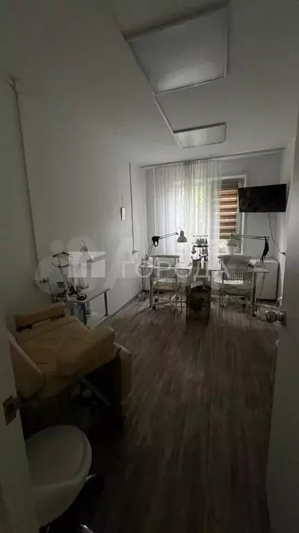 Продам офисное помещение, 107.6 м - Фото 1