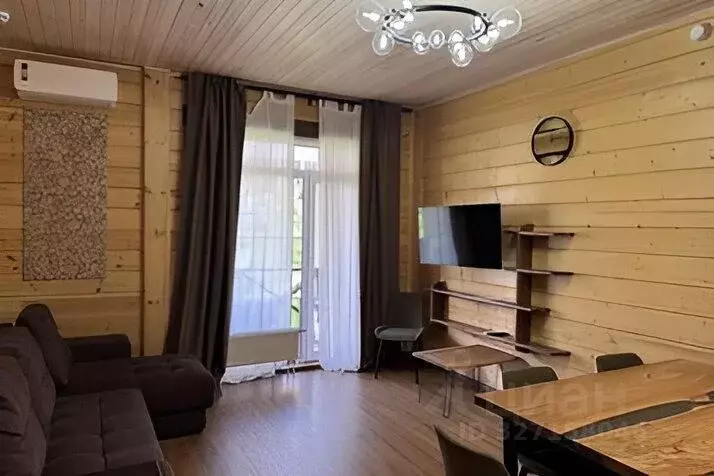 2-к кв. Челябинская область, Миасский городской округ, с. Сыростан ул. ... - Фото 1