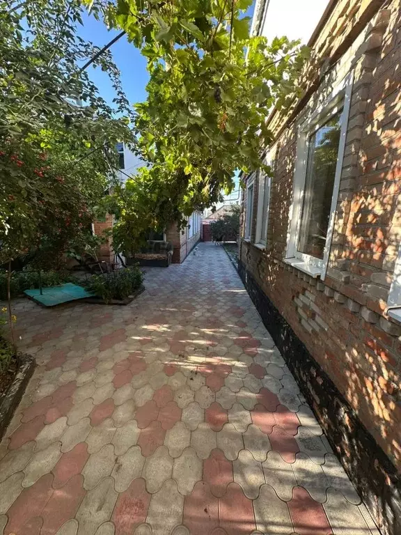 Дом в Ростовская область, Азов Азовский район, ул. Кирова, 78 (40 м) - Фото 2