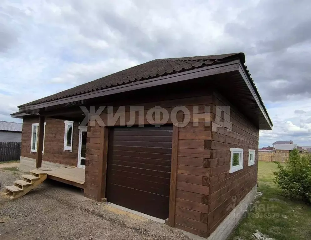 Дом в Хакасия, Усть-Абаканский район, д. Чапаево Абаканская ул. (120 ... - Фото 1