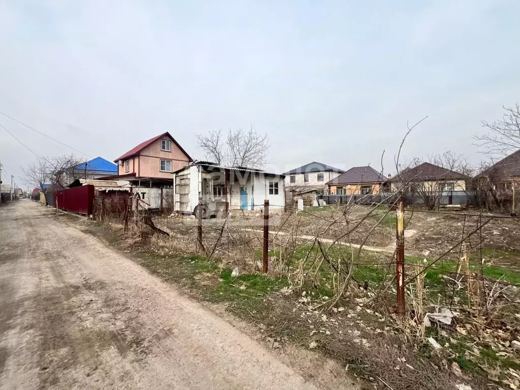Участок в Астраханская область, Астрахань ул. 2-я Лучистая (6.0 сот.) - Фото 0