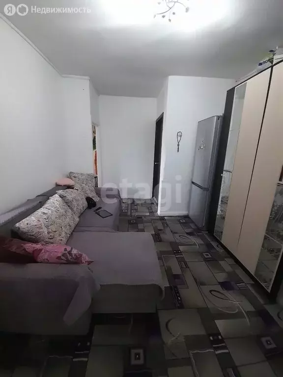 3-комнатная квартира: Шадринск, улица Свердлова, 129 (40.6 м) - Фото 0