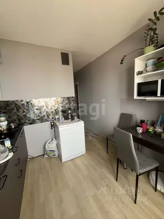 2-к кв. Курганская область, Шадринск ул. Автомобилистов, 44 (56.2 м) - Фото 1