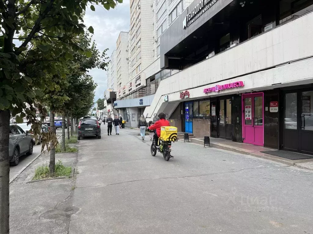 Помещение свободного назначения в Татарстан, Казань ул. Вишневского, ... - Фото 1