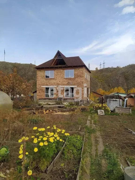 Дом в Красноярский край, Красноярск Лесник СНТ, 163Б (200 м) - Фото 1