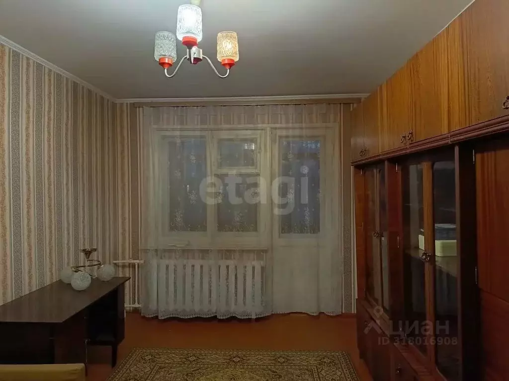 2-к кв. Омская область, Омск ул. 24-я Северная, 214 (44.5 м) - Фото 0