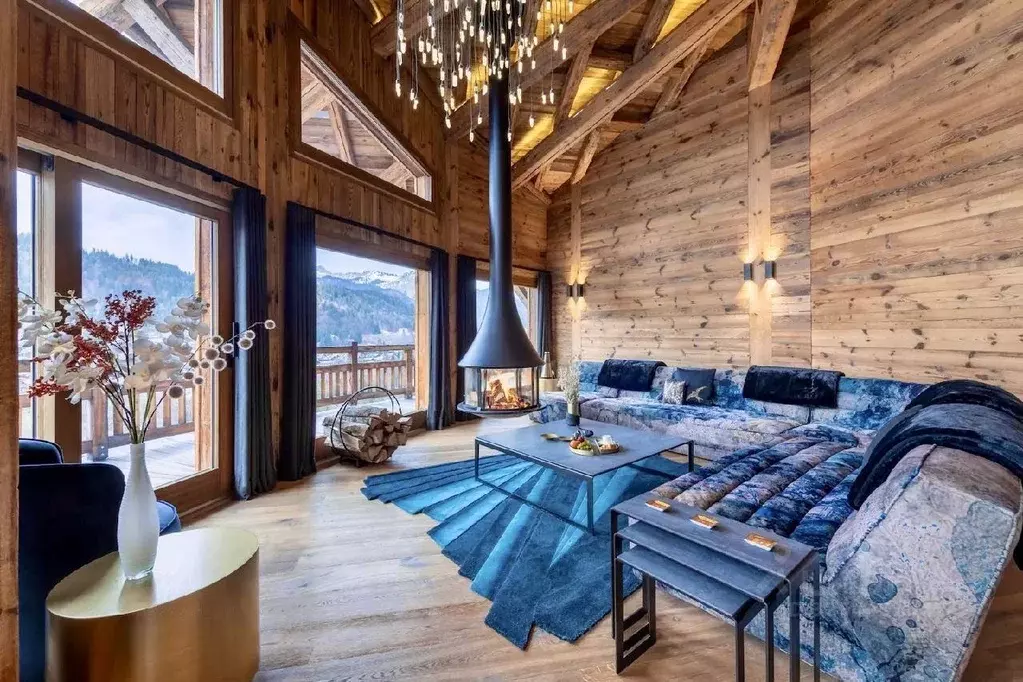 2-к кв. Карачаево-Черкесия, Зеленчукский район, с. Архыз ул. Биджиева, ... - Фото 1