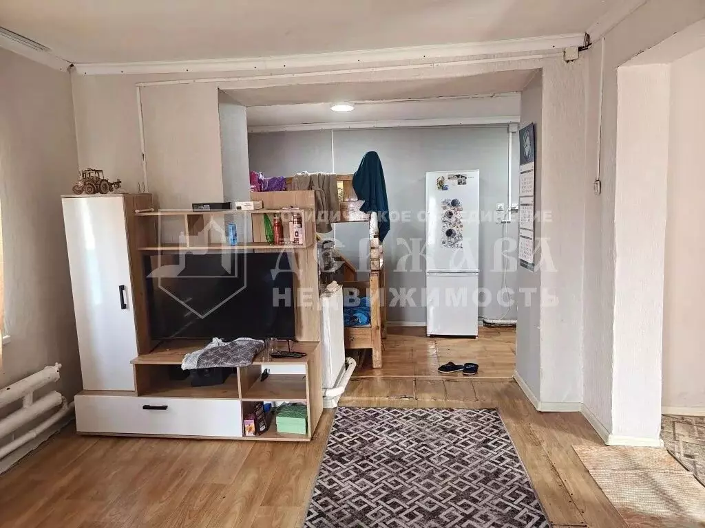 Дом в Кемеровская область, Топки ул. Буденного, 11 (55 м) - Фото 1