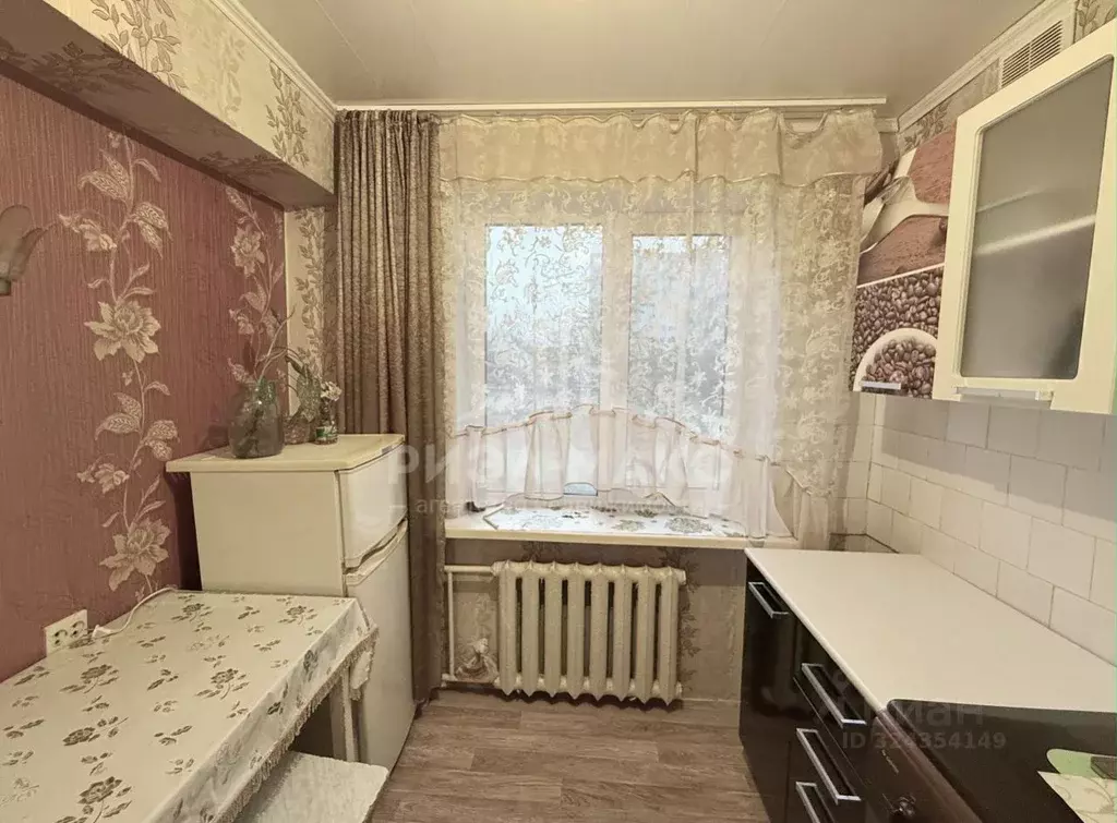 1-к кв. Брянская область, Брянск ул. Есенина, 12 (29.8 м) - Фото 2