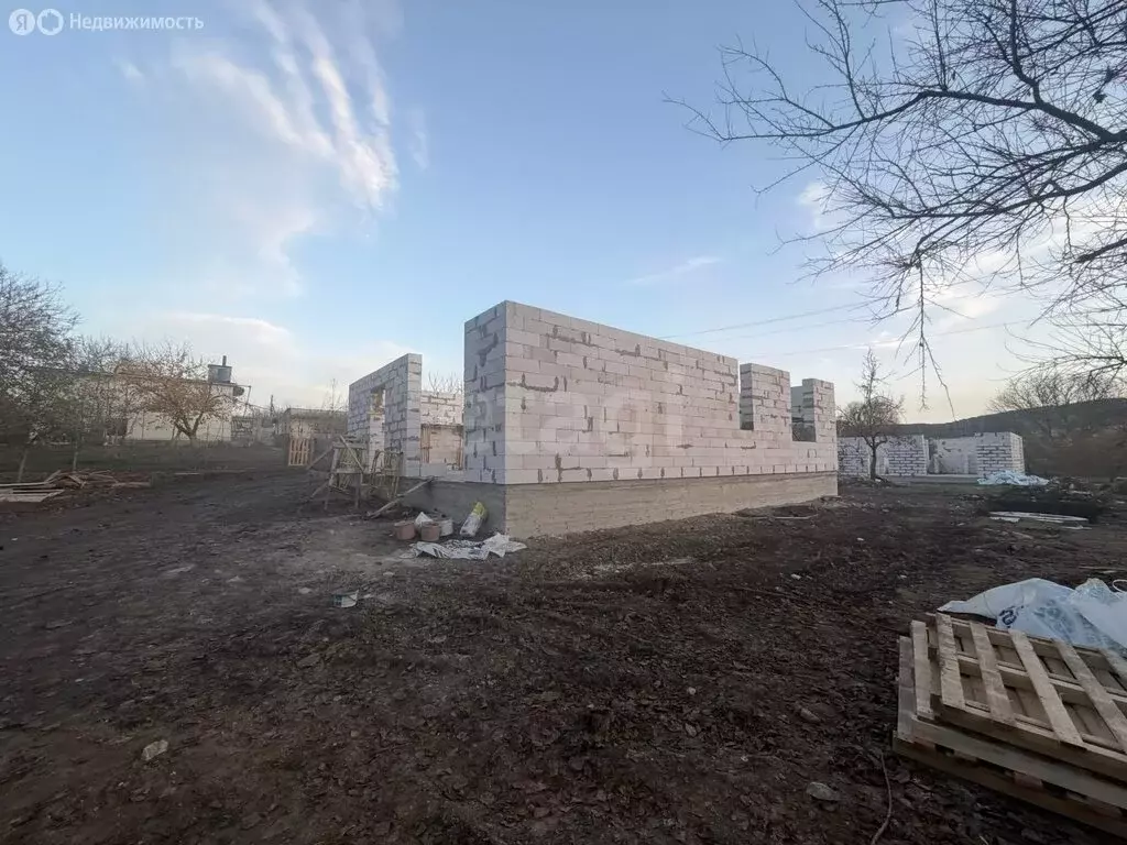 Дом в Трудовское сельское поселение, село Строгоновка, Школьная улица ... - Фото 1