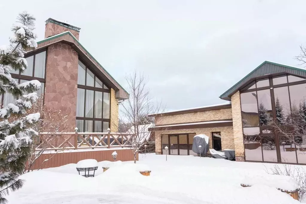 Коттедж в Свердловская область, Сысертский муниципальный округ, с. ... - Фото 1