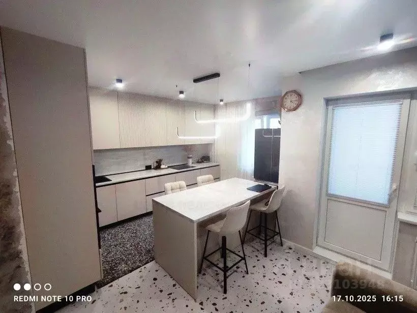 3-к кв. Свердловская область, Екатеринбург просп. Академика Сахарова, ... - Фото 0