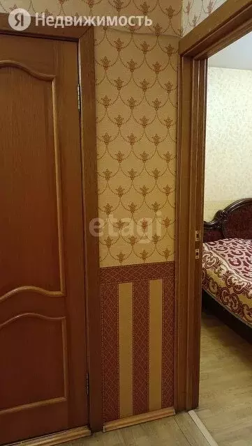 4-комнатная квартира: Челябинск, улица Братьев Кашириных, 54 (92.2 м) - Фото 0