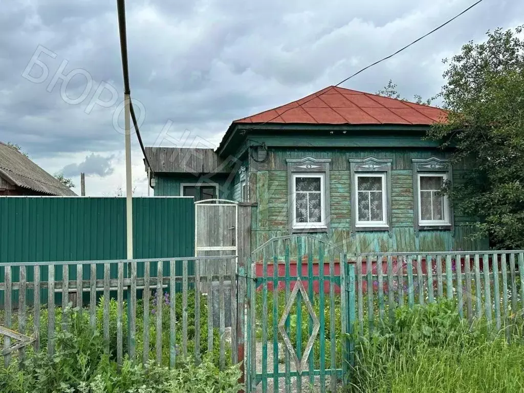 Дом в Саратовская область, Балашовский район, Хоперское муниципальное ... - Фото 0