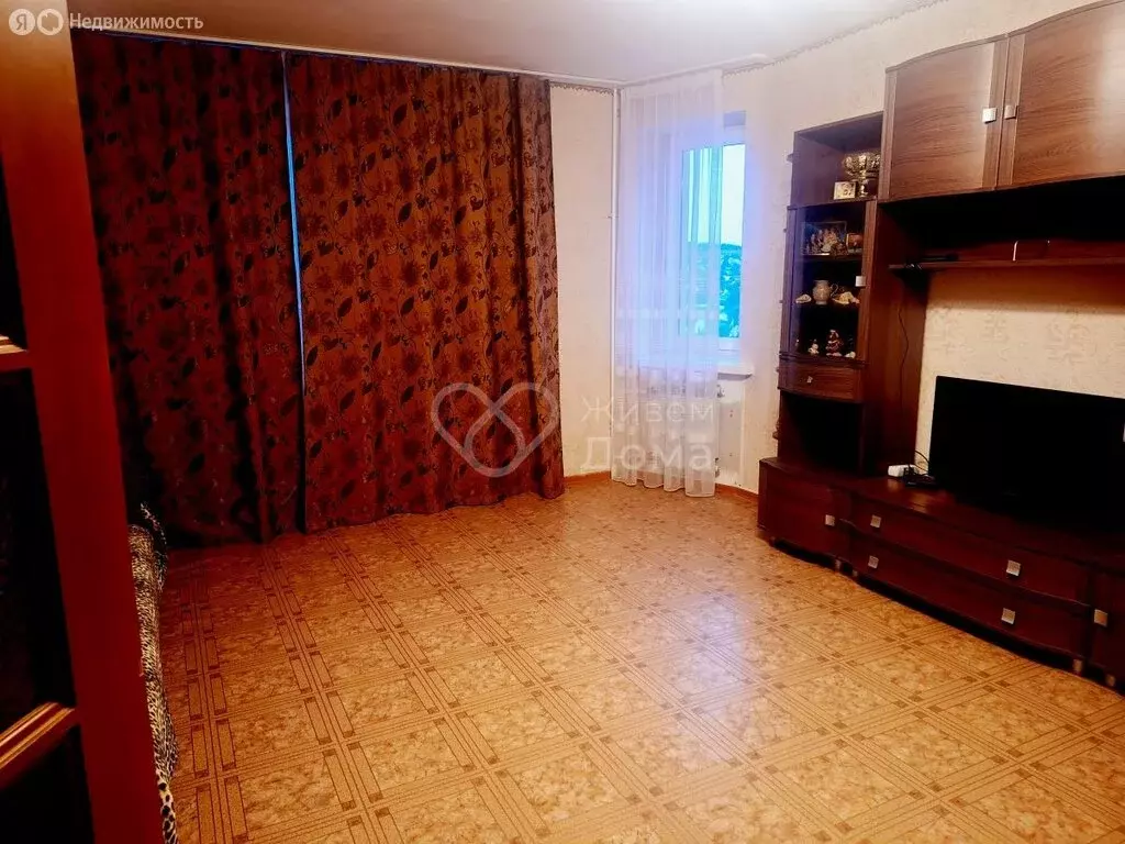 1-комнатная квартира: Волгоград, Колосовая улица, 10 (45 м) - Фото 0