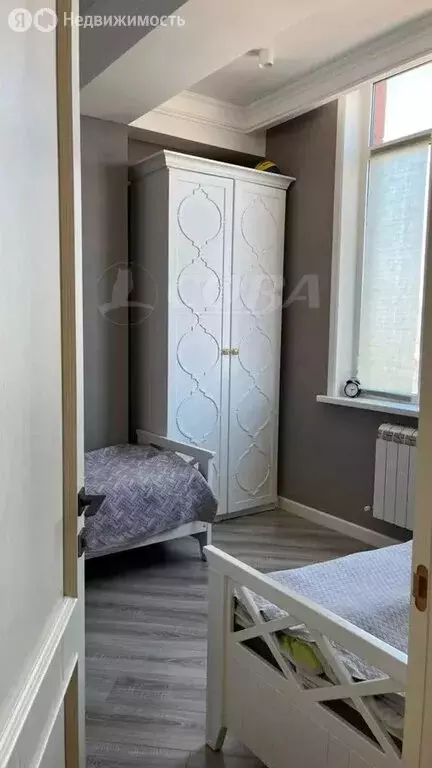 3-комнатная квартира: Махачкала, Халимбекаульская улица, 33 (50 м) - Фото 1
