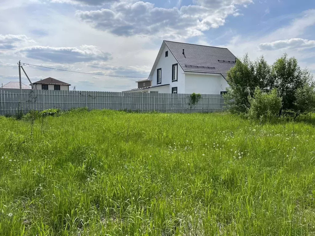 Участок в Московская область, Серпухов городской округ, д. Скрылья  ... - Фото 1