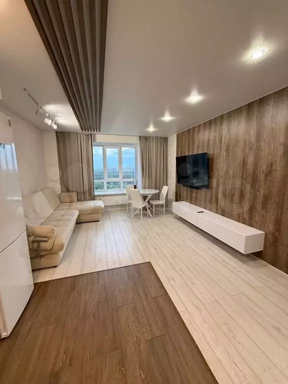 3-к. квартира, 67 м, 9/15 эт. - Фото 1