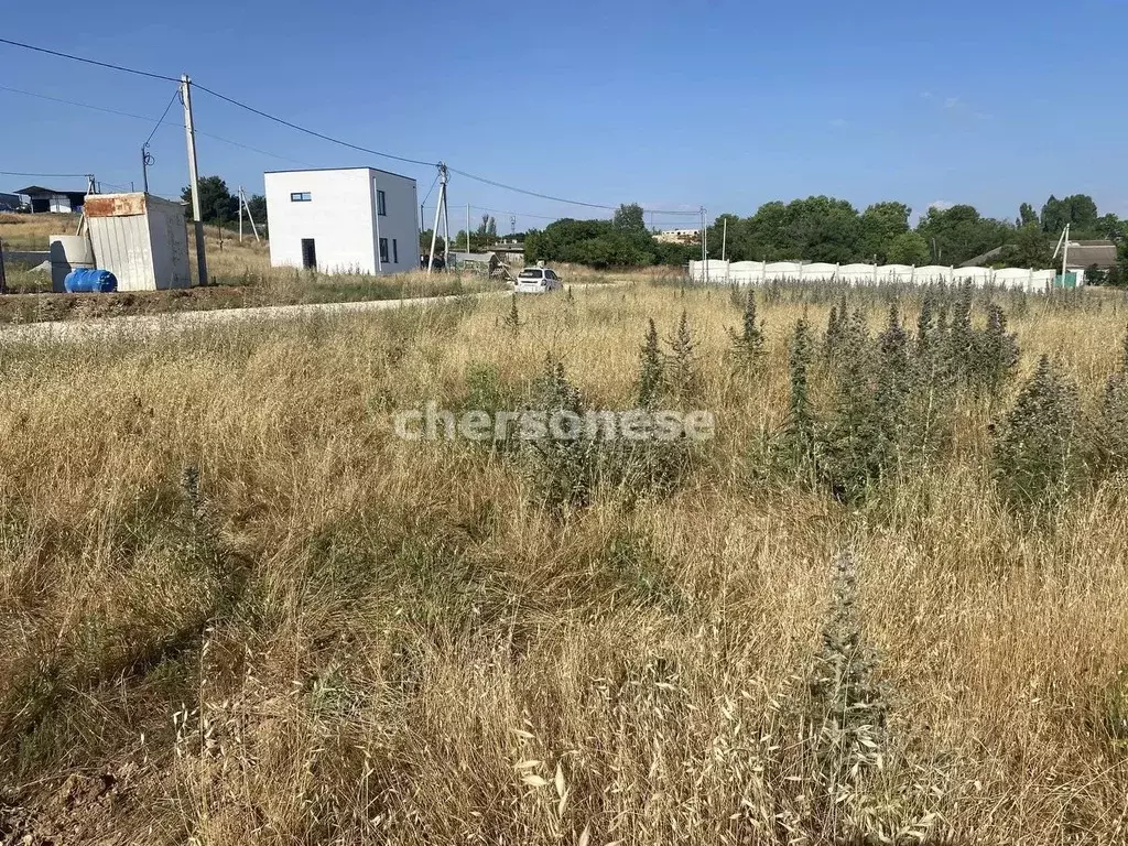 Участок в Севастополь с. Полюшко, ул. Евгения Селютина (4.0 сот.) - Фото 1