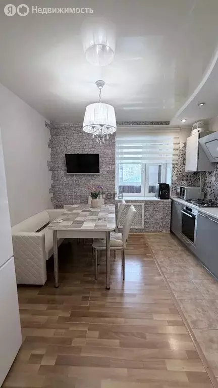 3-комнатная квартира: Казань, улица Ноксинский Спуск, 25 (65.1 м) - Фото 1