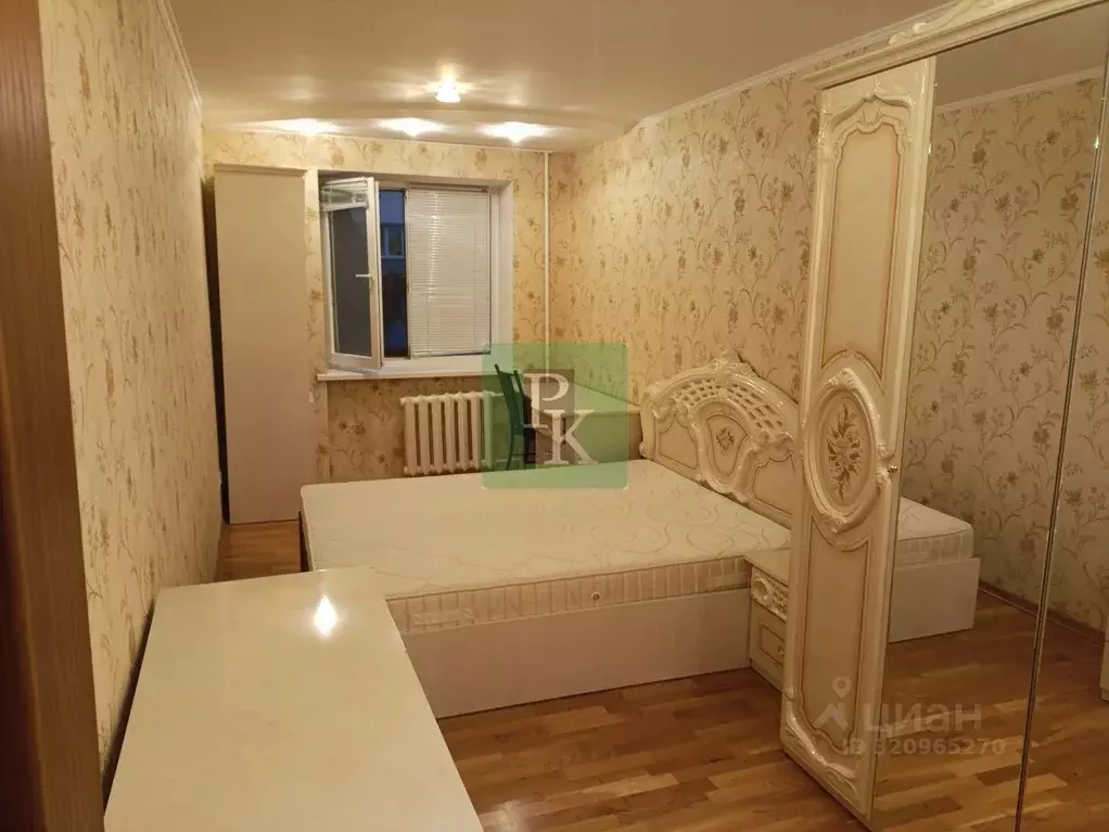 2-к кв. Крым, Симферополь ул. Гагарина, 28 (45.7 м) - Фото 0