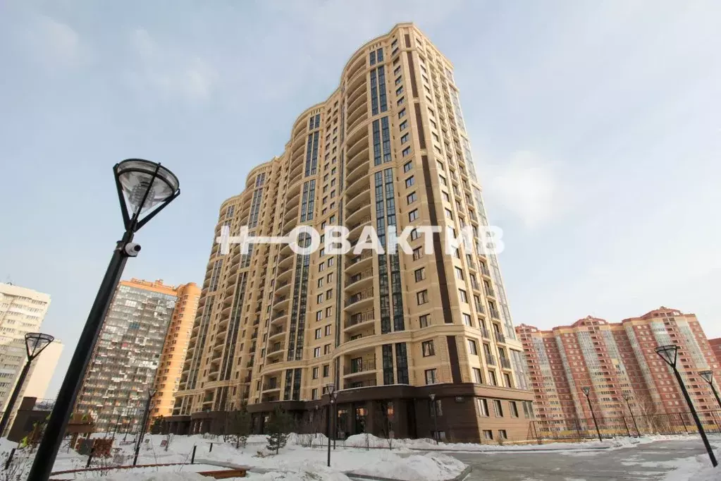1-к кв. Новосибирская область, Новосибирск ул. Дуси Ковальчук, 248/1 ... - Фото 0