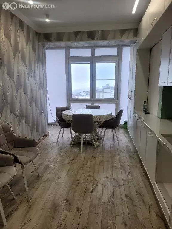 3-комнатная квартира: Нальчик, улица Тарчокова, 31к1 (101 м) - Фото 1