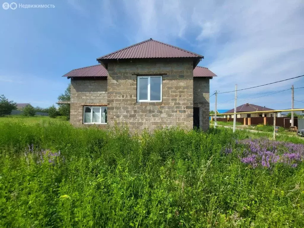 Дом в посёлок Сосновый Бор, улица Дружбы (140 м) - Фото 1