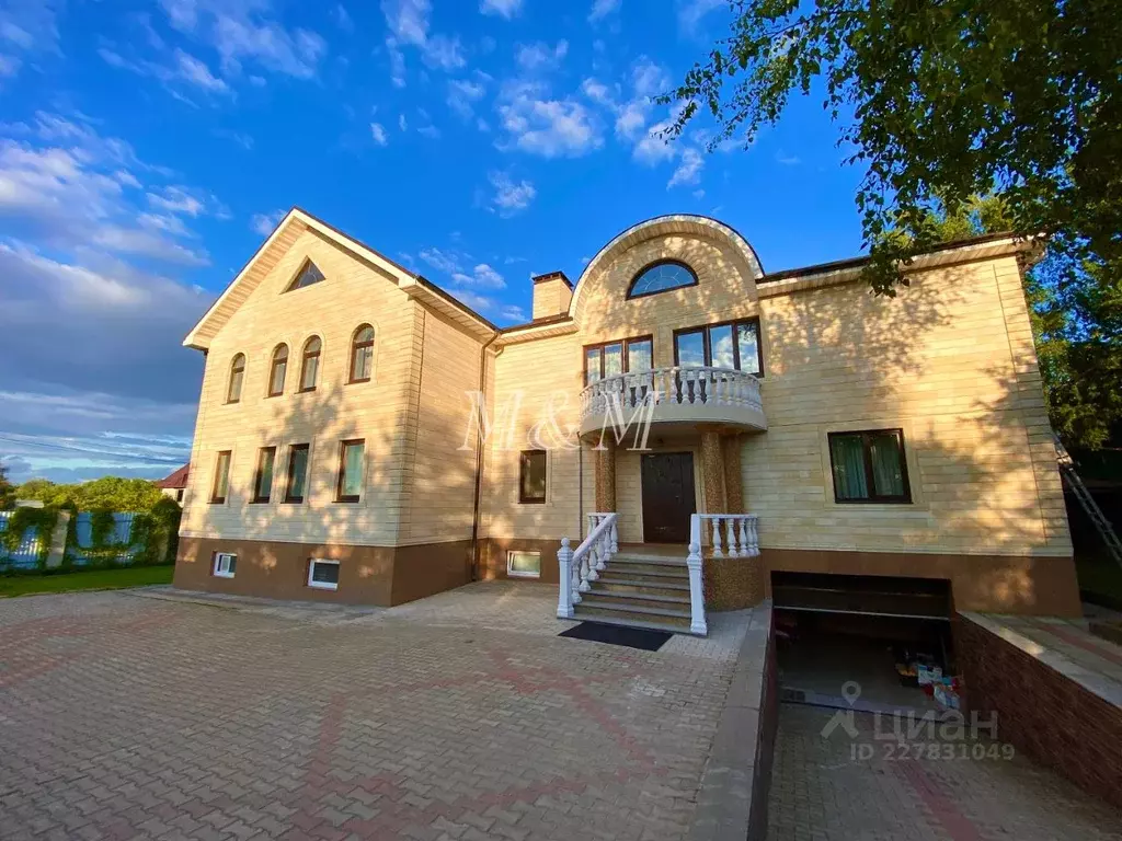 Дом в Московская область, Ленинский городской округ, д. Жабкино  (1000 ... - Фото 1