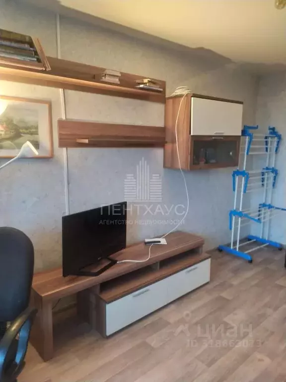 2-к кв. Владимирская область, Владимир ул. Ноябрьская, 8А (53.0 м) - Фото 0