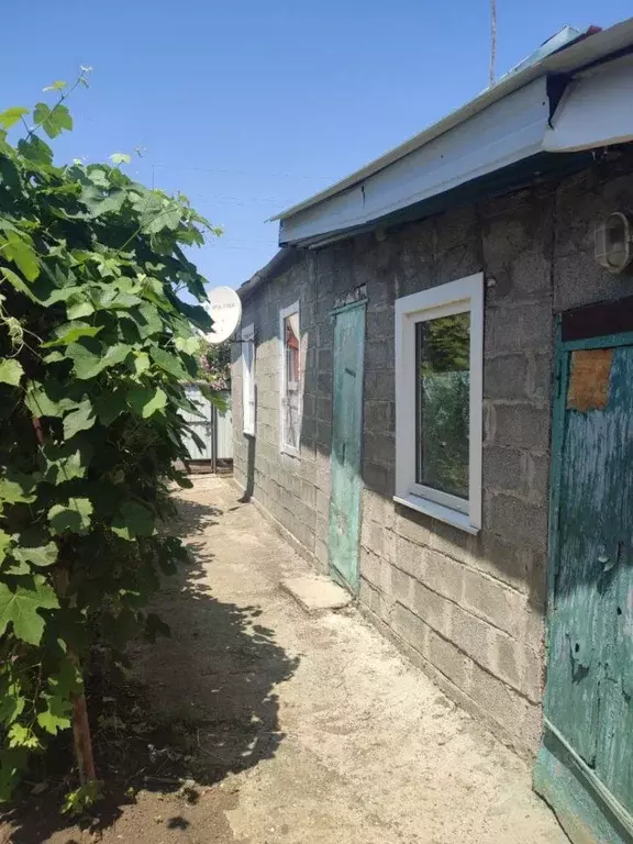 Дом в Краснодарский край, Тимашевск Заря мкр, ул. Енисейская, 6 (38 м) - Фото 0