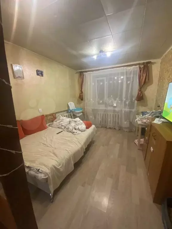 Комната 18 м в 4-к., 5/5 эт. - Фото 1