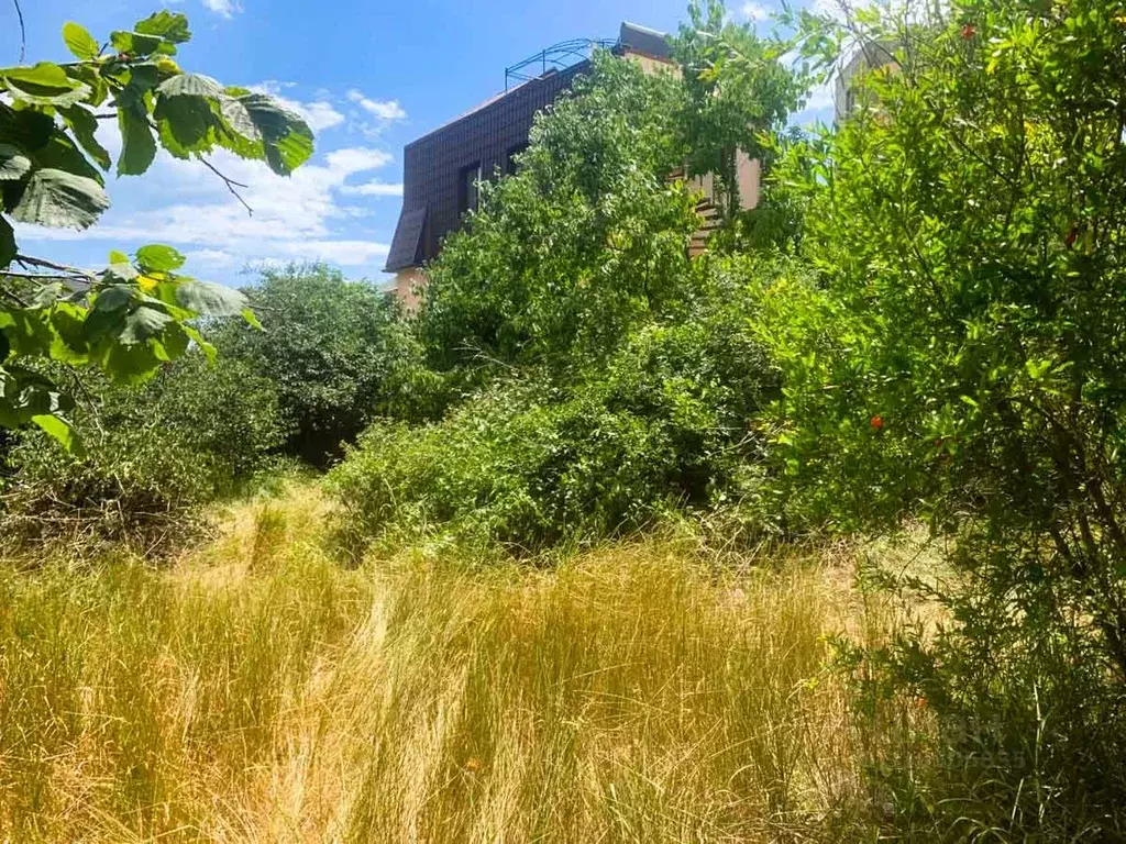 Участок в Крым, Алушта муниципальный округ, с. Рыбачье  (6.0 сот.) - Фото 1