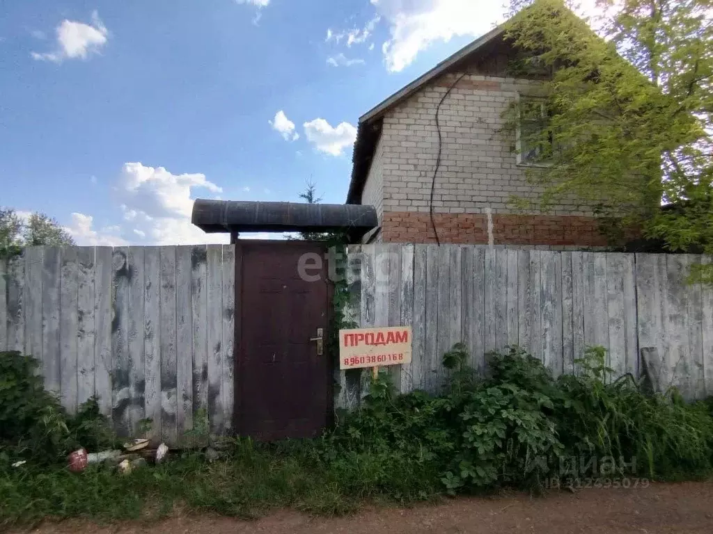 Дом в Башкортостан, Стерлитамакский район, Наумовский сельсовет, ... - Фото 1