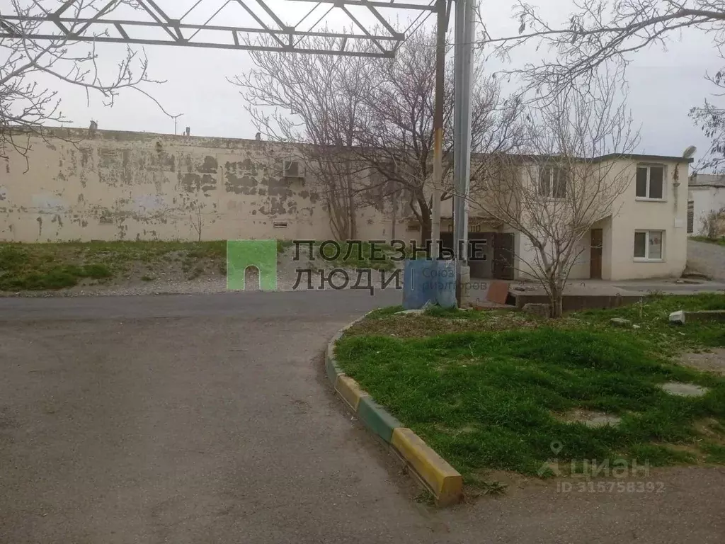 Гараж в Краснодарский край, Новороссийск ул. Советов (18 м) - Фото 0