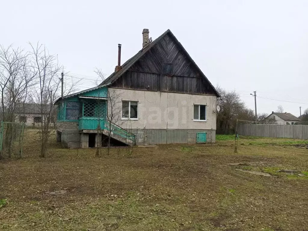 Дом в Псковская область, Островский район, Бережанская волость, д. ... - Фото 1