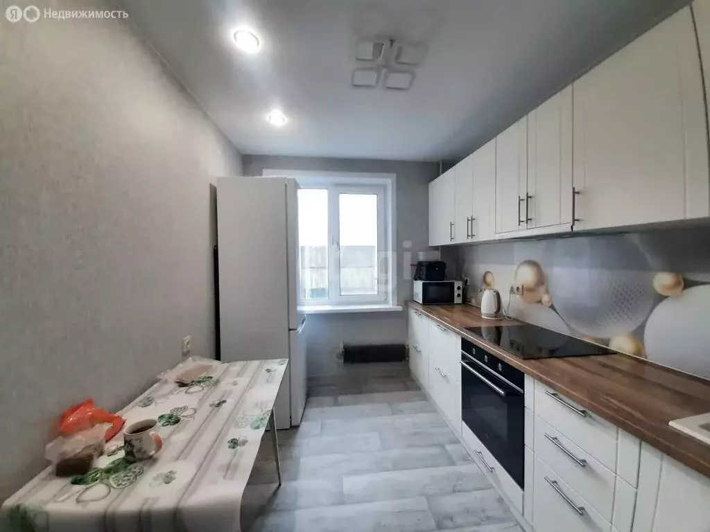 3-комнатная квартира: Норильск, улица Первопроходцев, 9 (68.3 м) - Фото 1